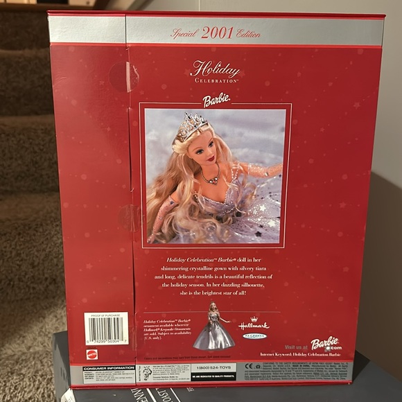 2001 Special Edition Holiday Celebration Barbie NIB - Picture 3 of 3